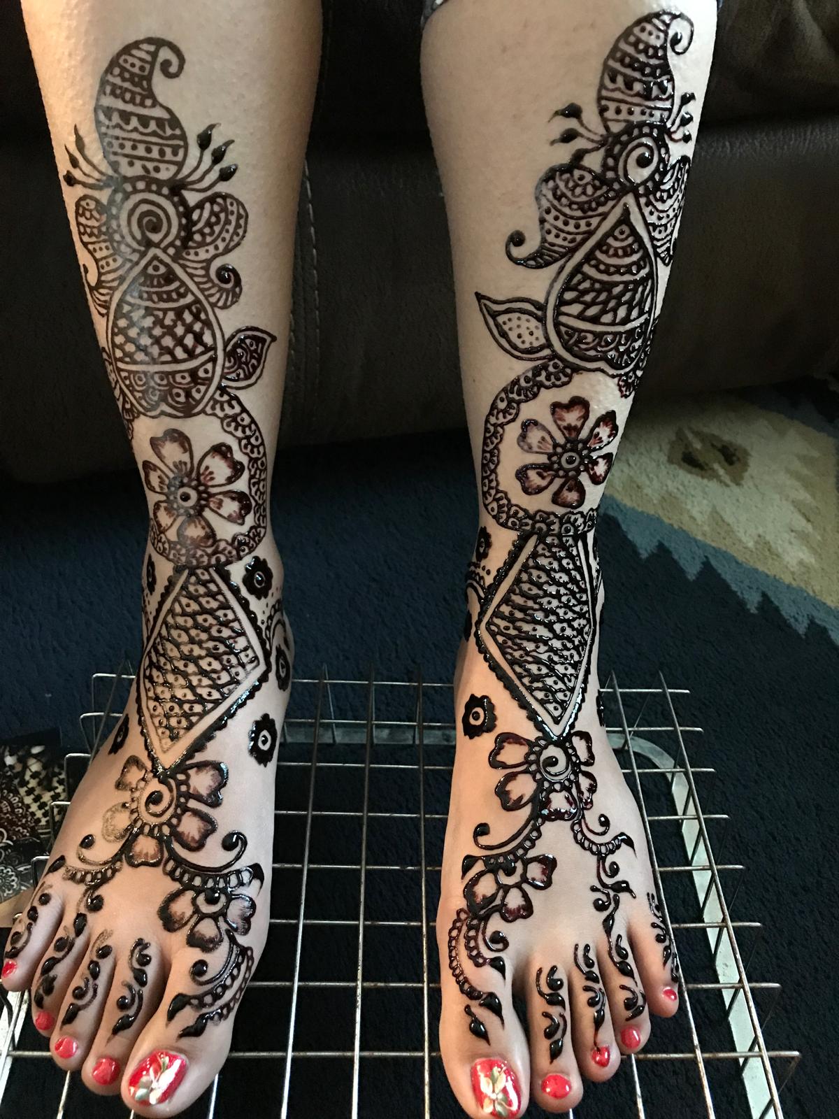 Bridal henna feet